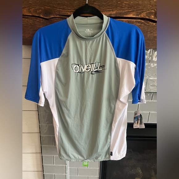 New O’Neill Youth XXL Short Sleeved Mock Neck Surfing Shirt Swim Rash Guard 50+ - Picture 1 of 7